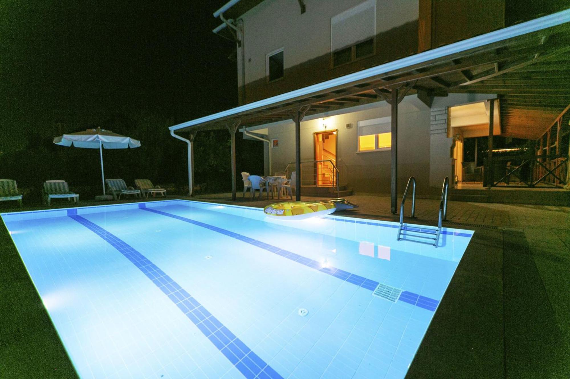 Paradise Town Villa Hazel 베렉 외부 사진